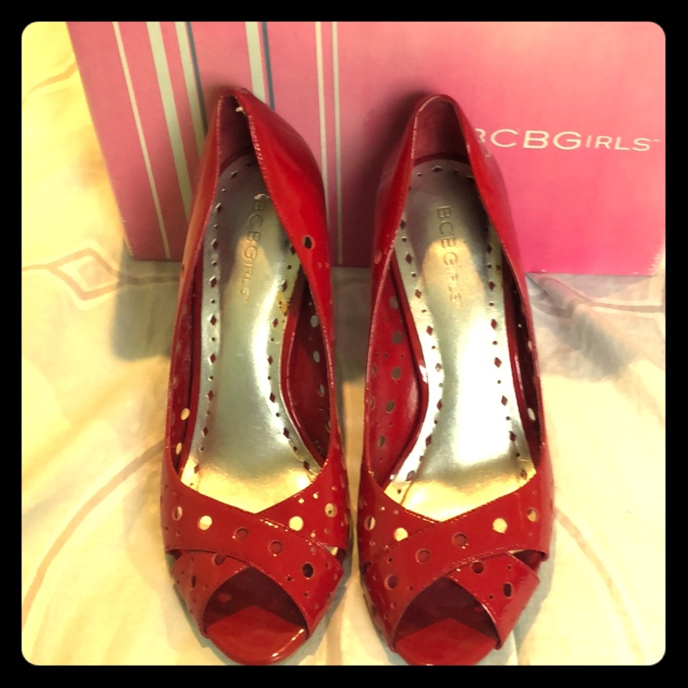 BCBG Girls Vintage red patent shoes